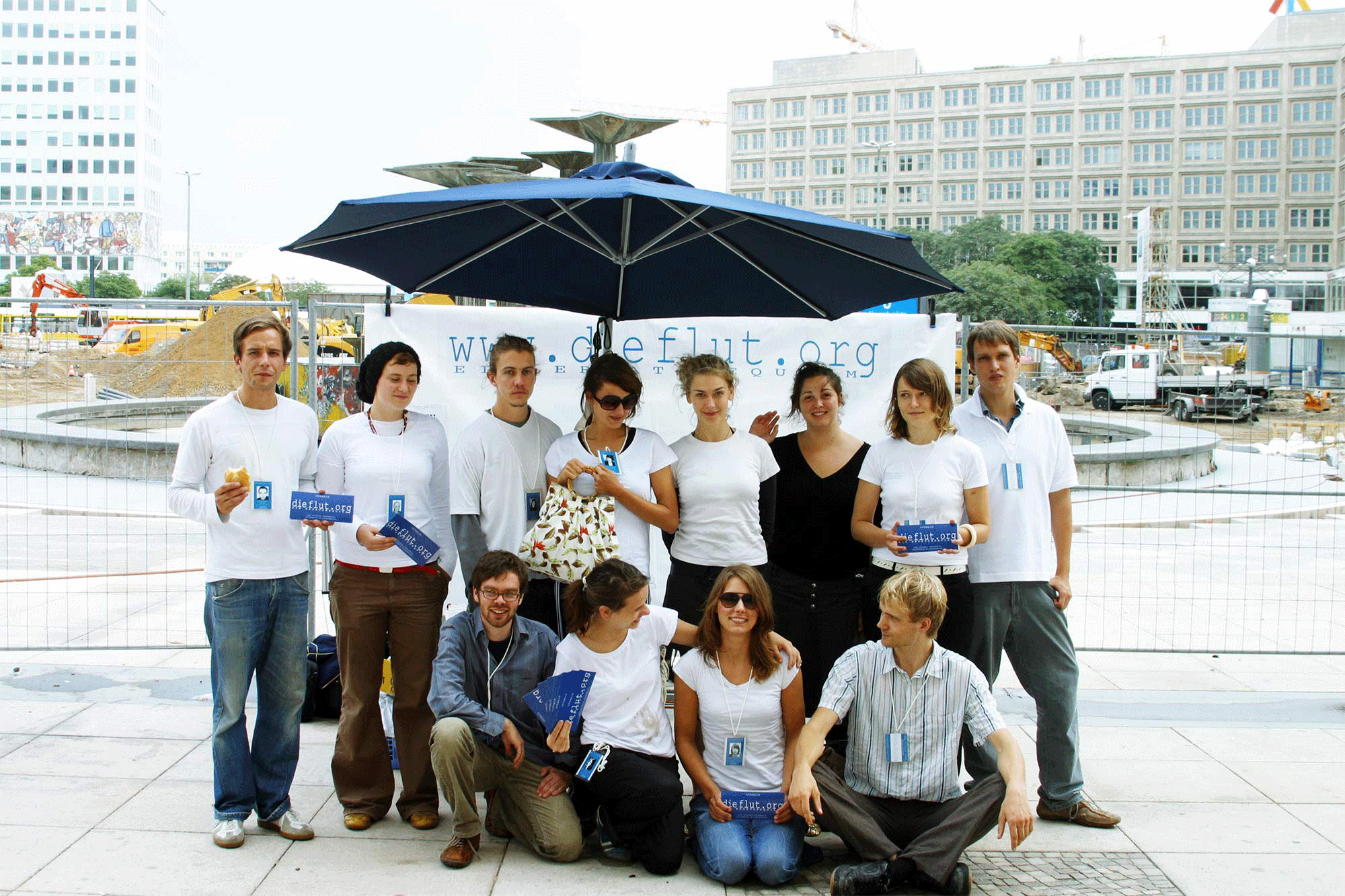 Bild von der Stander&ouml;ffnung am 21.08.2006